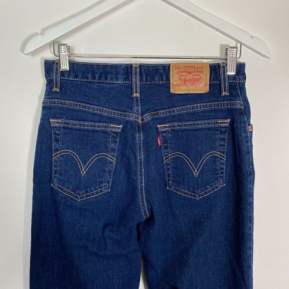 CLEARANCE - Vintage Y2K Levi's Red Tab Relaxed Fit Dark Wash Jeans - Picture 5 of 8